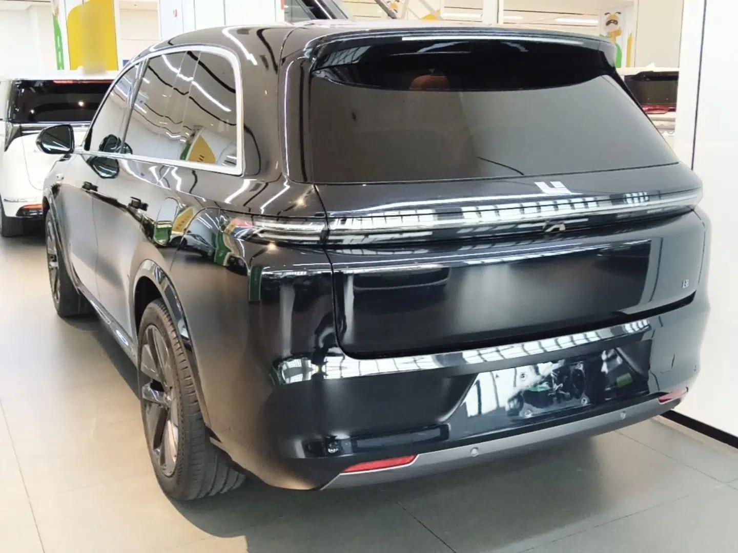 Li Auto L8 2023 Pro Model — миниатюра 4