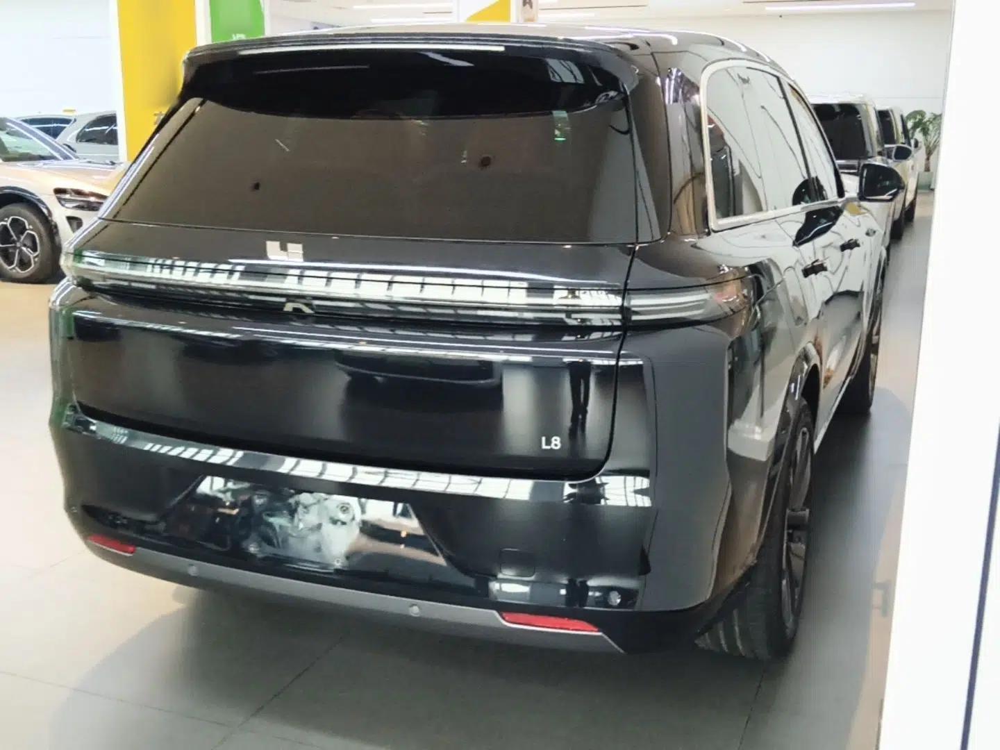 Li Auto L8 2023 Pro Model — миниатюра 6