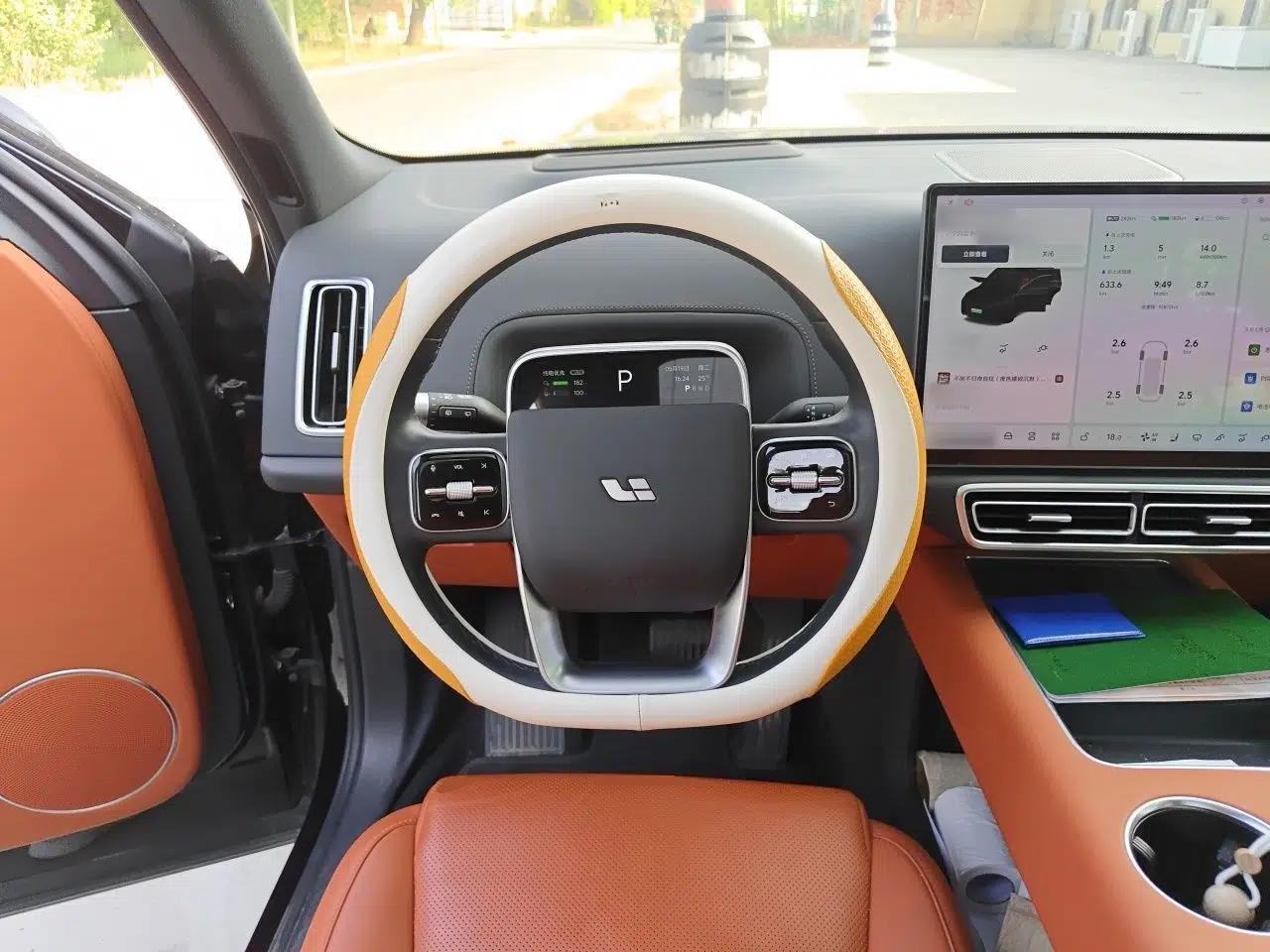 Li Auto L8 2023 Air model — миниатюра 11