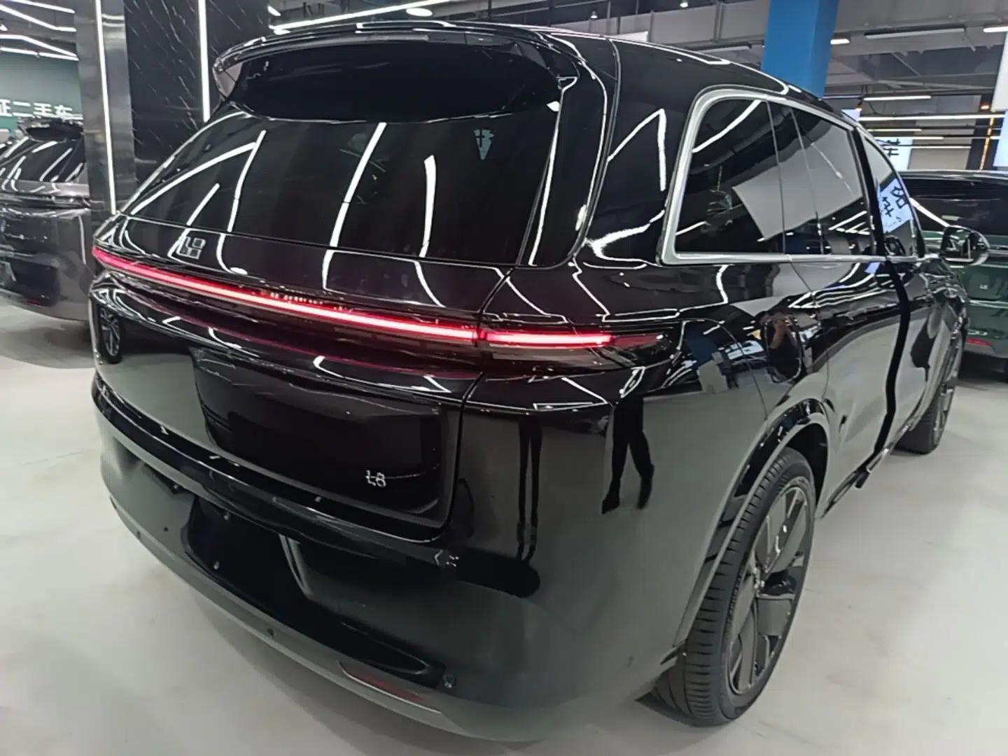 Li Auto L8 2025 Max Smart Refresh Edition — миниатюра 6