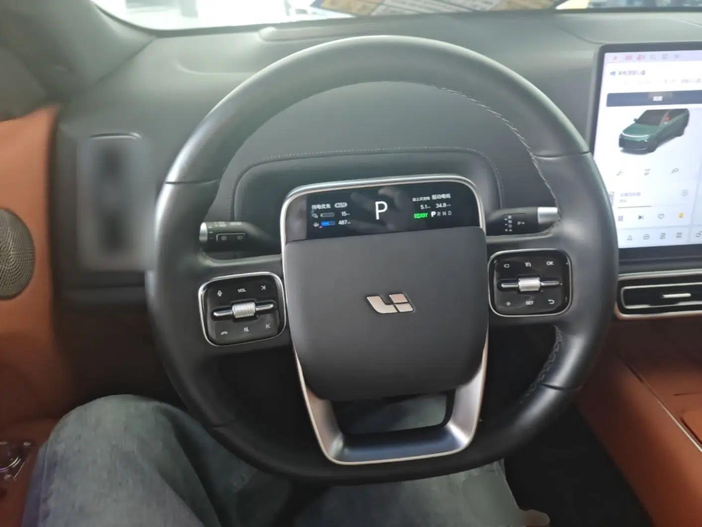 Li Auto L8 2024 Pro Model — миниатюра 13