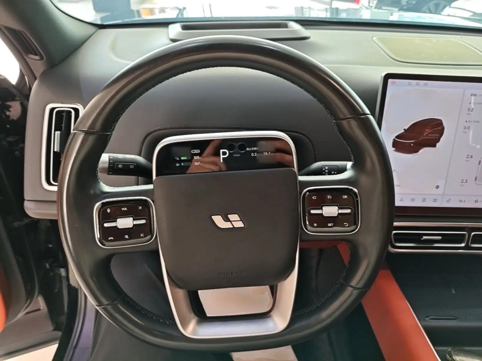 Li Auto L8 2023 Pro Model — миниатюра 14