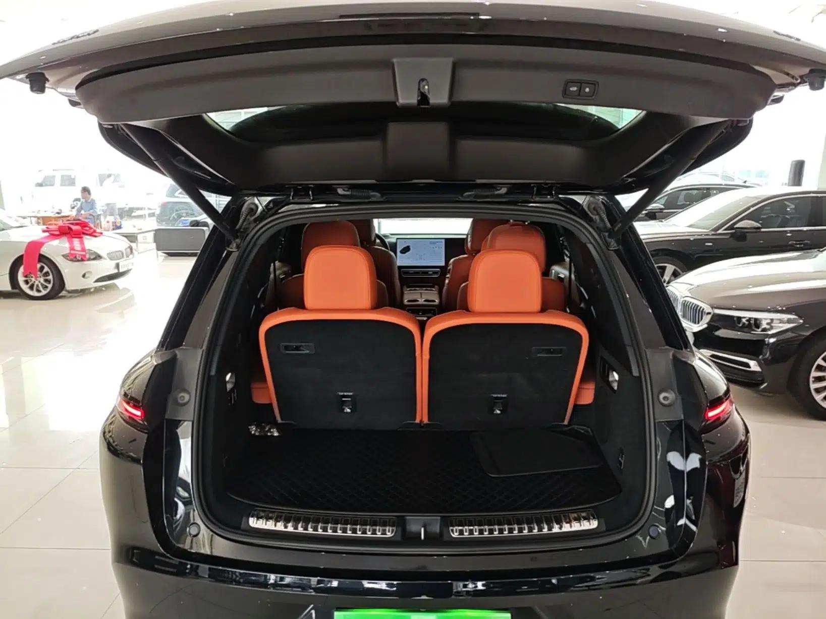 Li Auto L8 2023 Pro Model — миниатюра 22