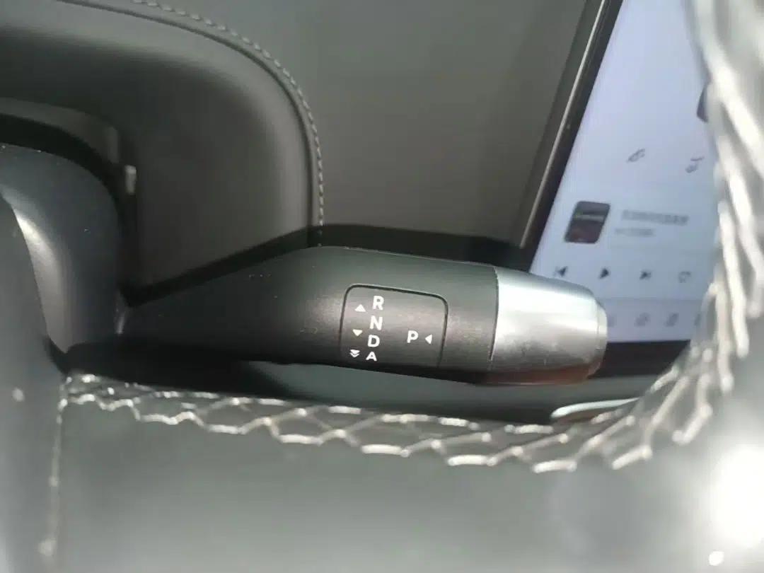 Li Auto L6 2024 Max — миниатюра 17