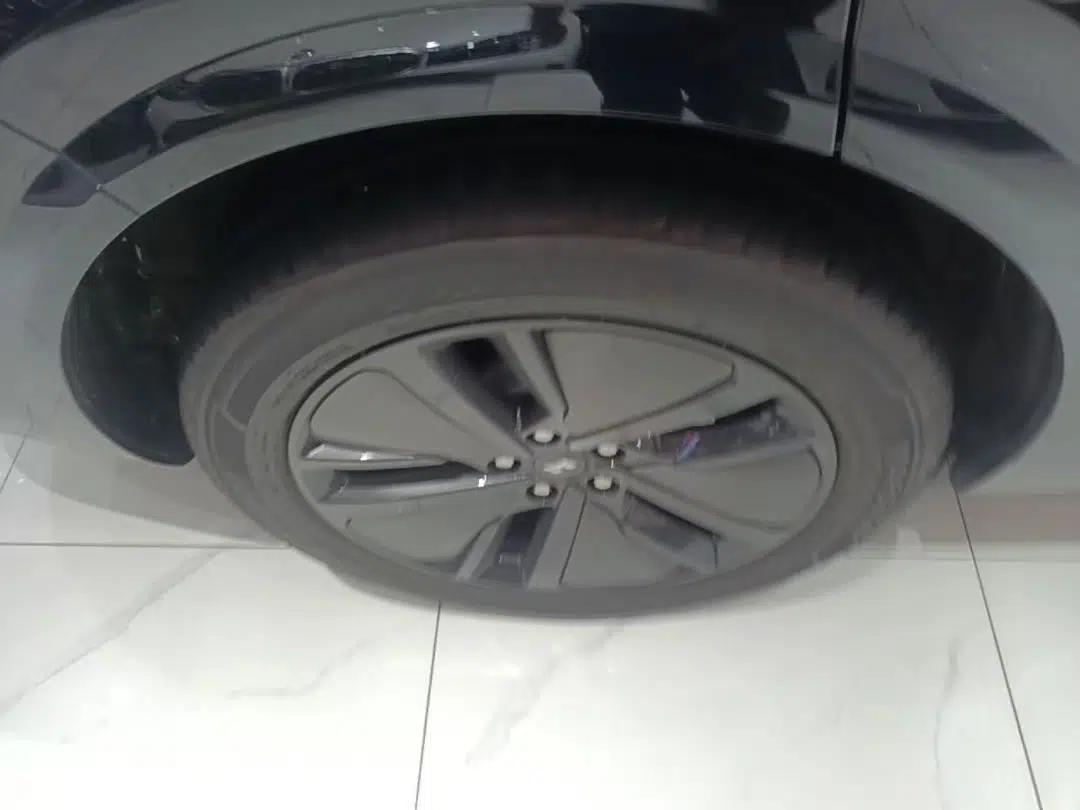 Li Auto L6 2024 Max — миниатюра 10