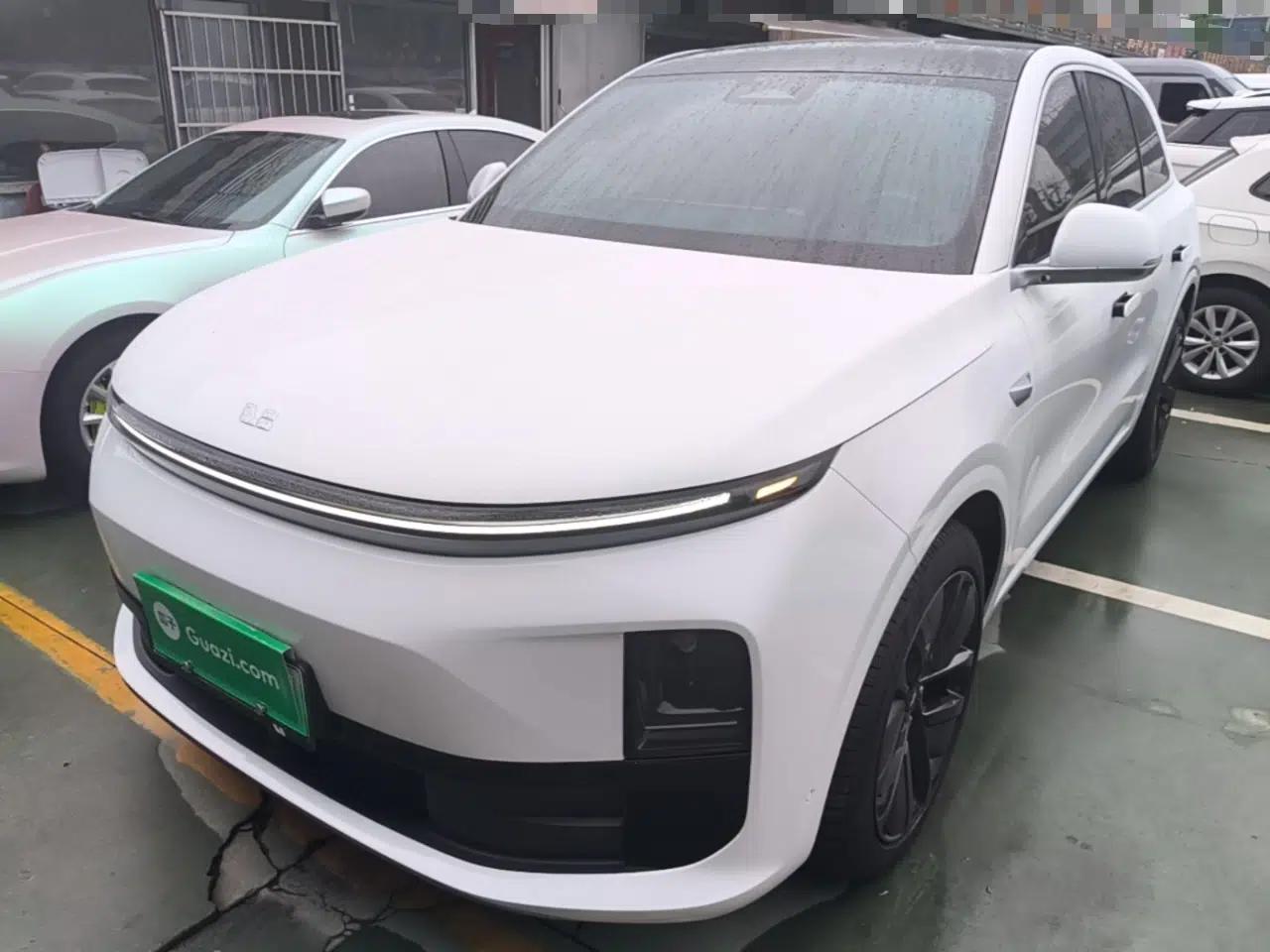 Li Auto L6 2024 Pro Model — миниатюра 1