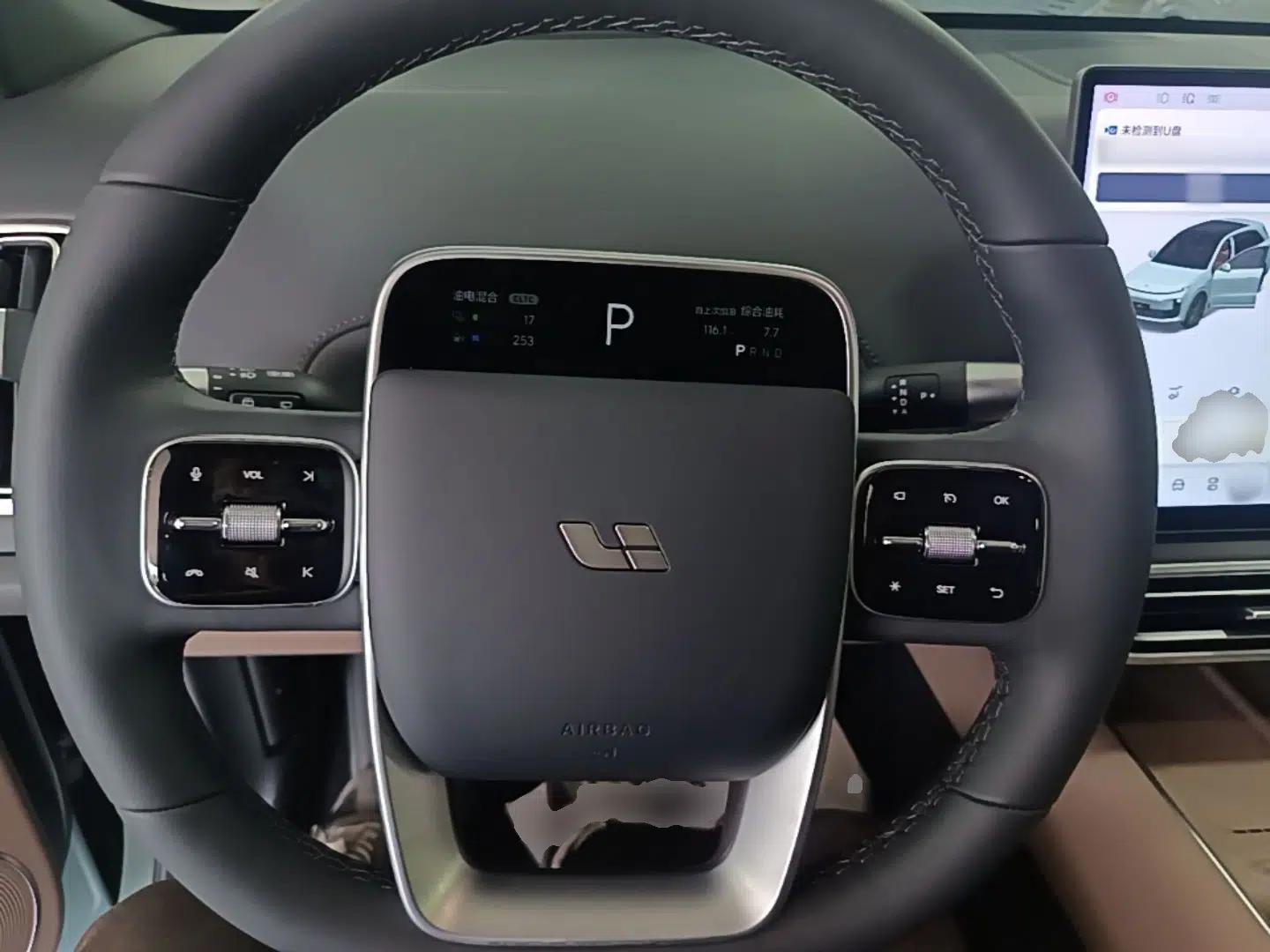 Li Auto L6 2025 Max Smart Refresh Edition — миниатюра 14