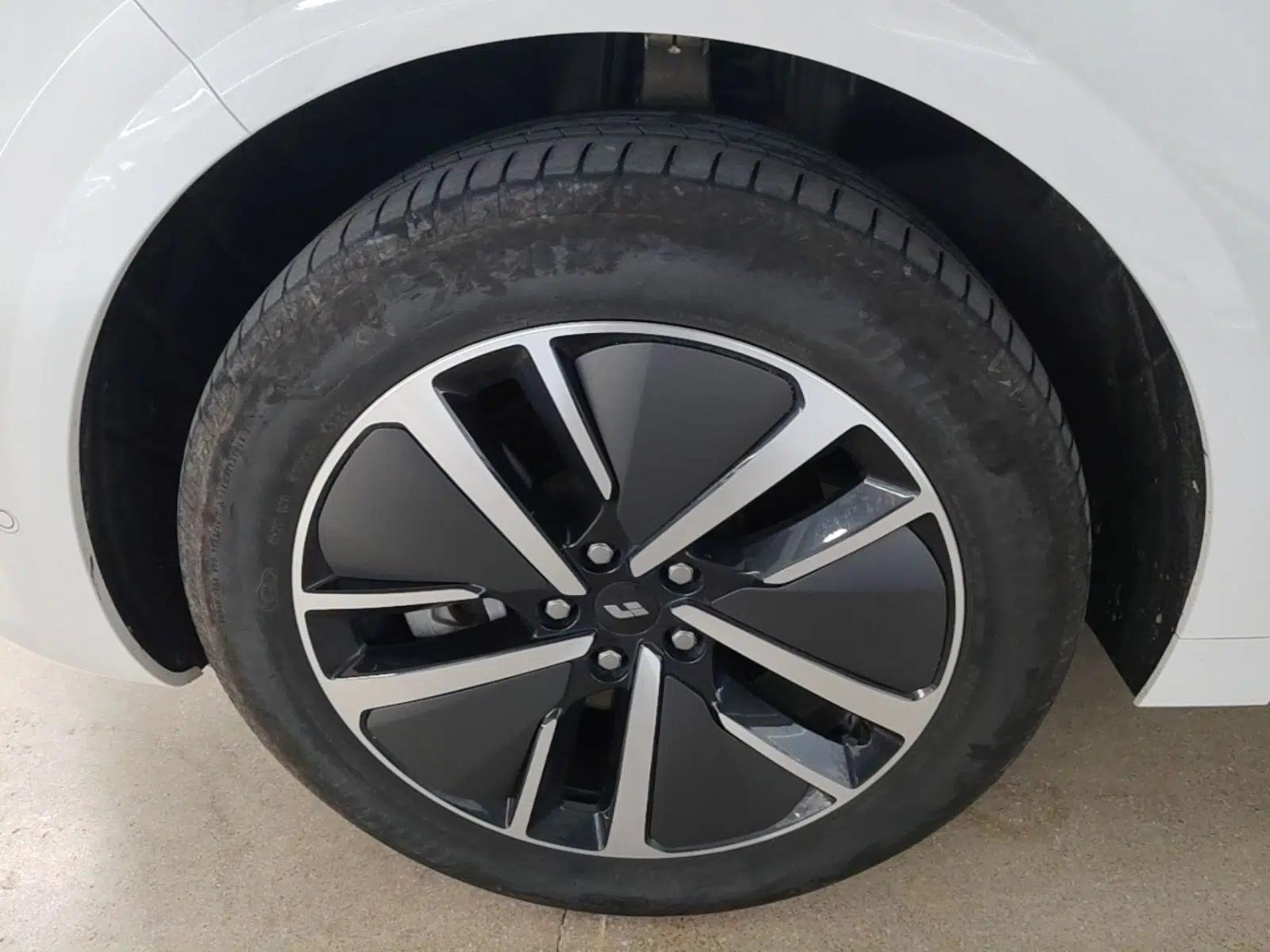 Li Auto L6 2024 Pro Model — миниатюра 9