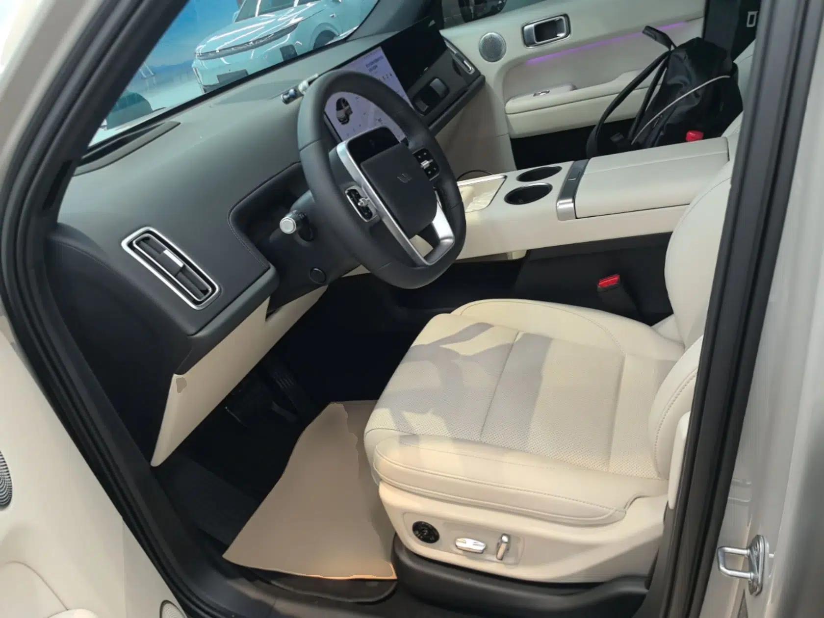 Li Auto L6 2024 Max — миниатюра 18