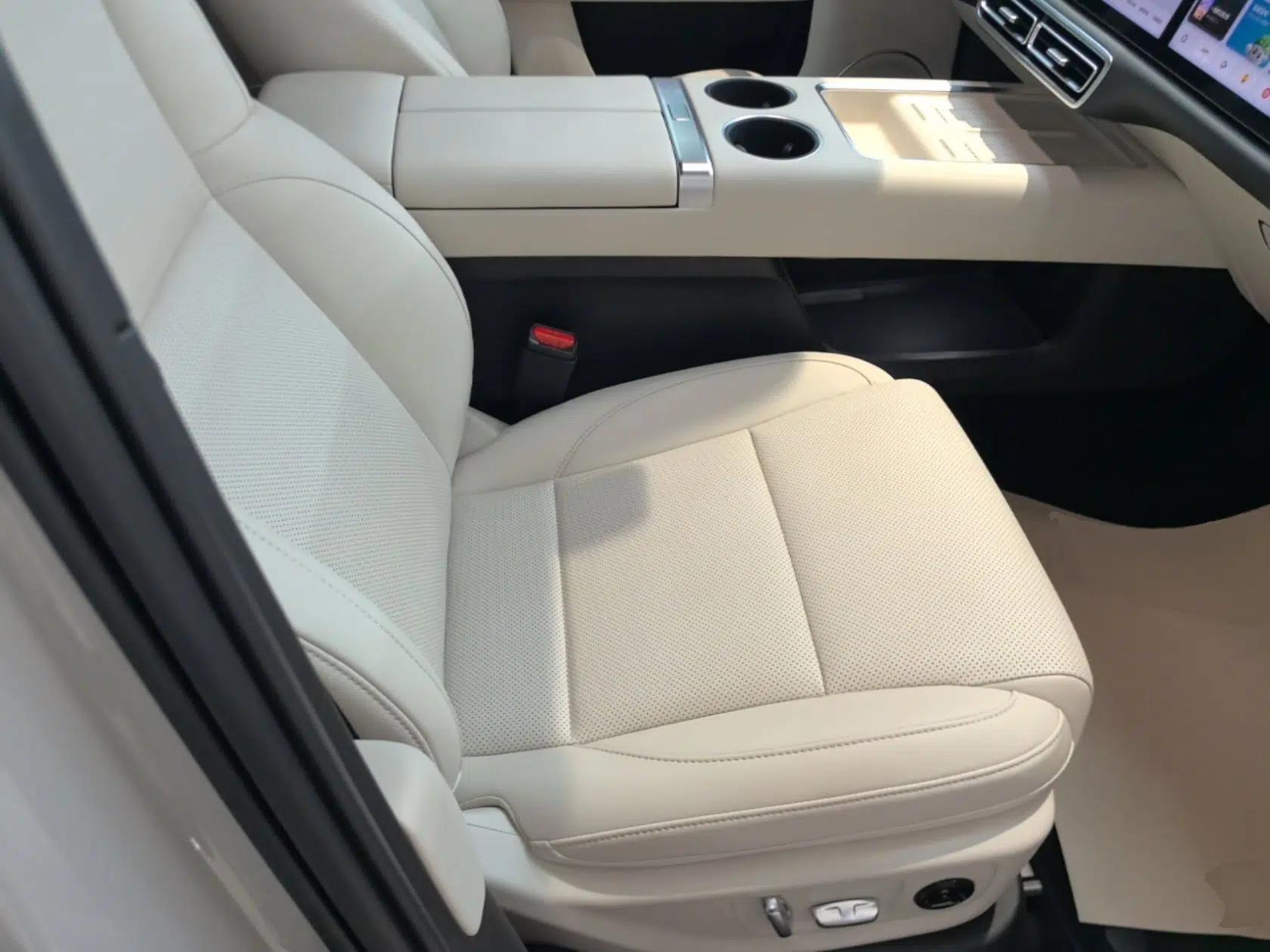 Li Auto L6 2024 Max — миниатюра 23