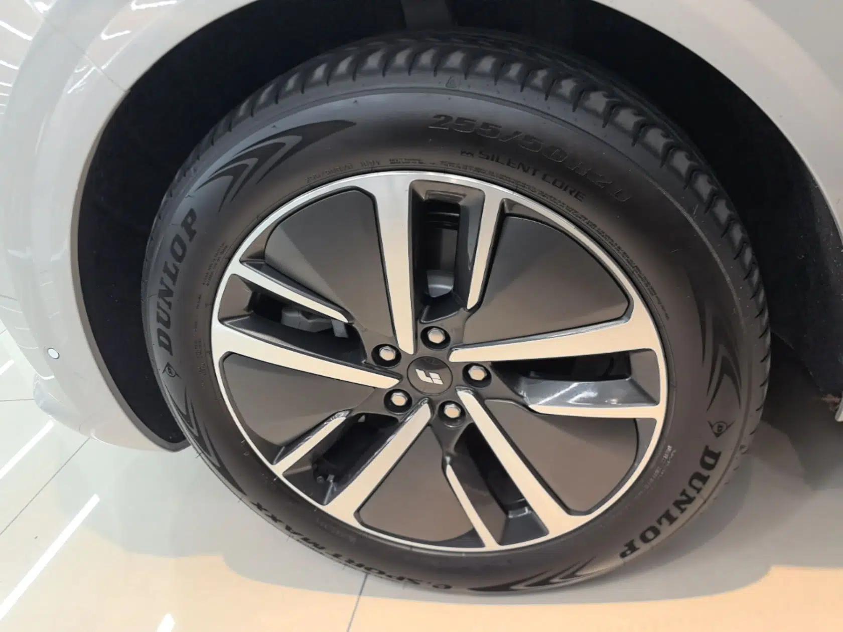 Li Auto L6 2024 Max — миниатюра 8