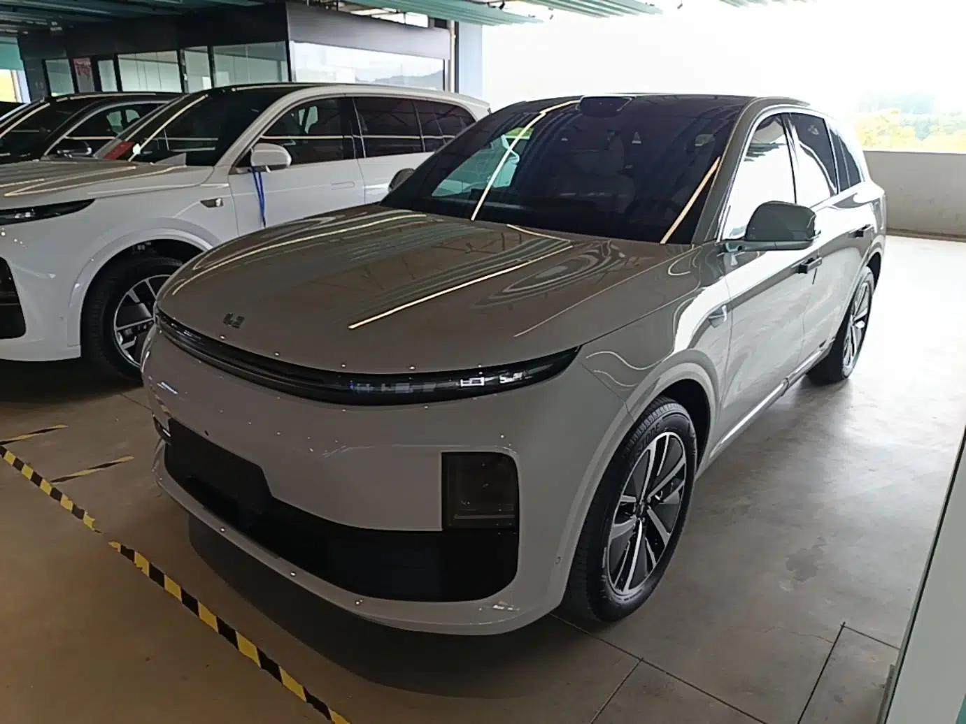 Li Auto L6 2024 Max — миниатюра 1