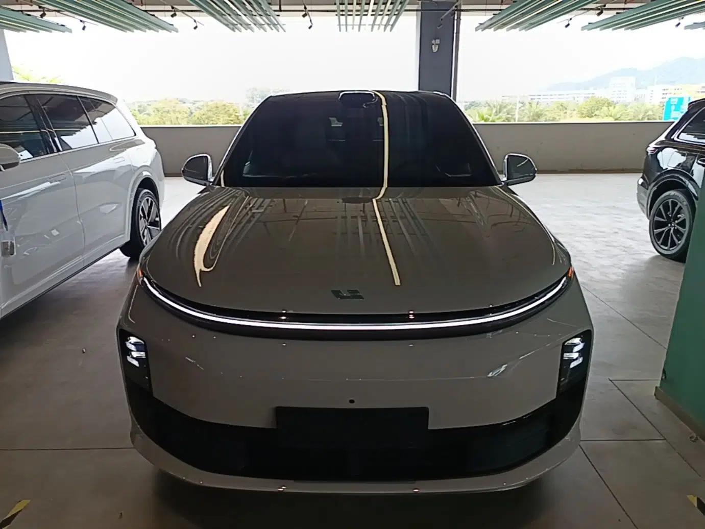 Li Auto L6 2024 Max — миниатюра 2