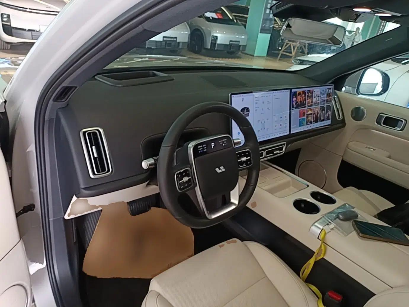Li Auto L6 2024 Max — миниатюра 13