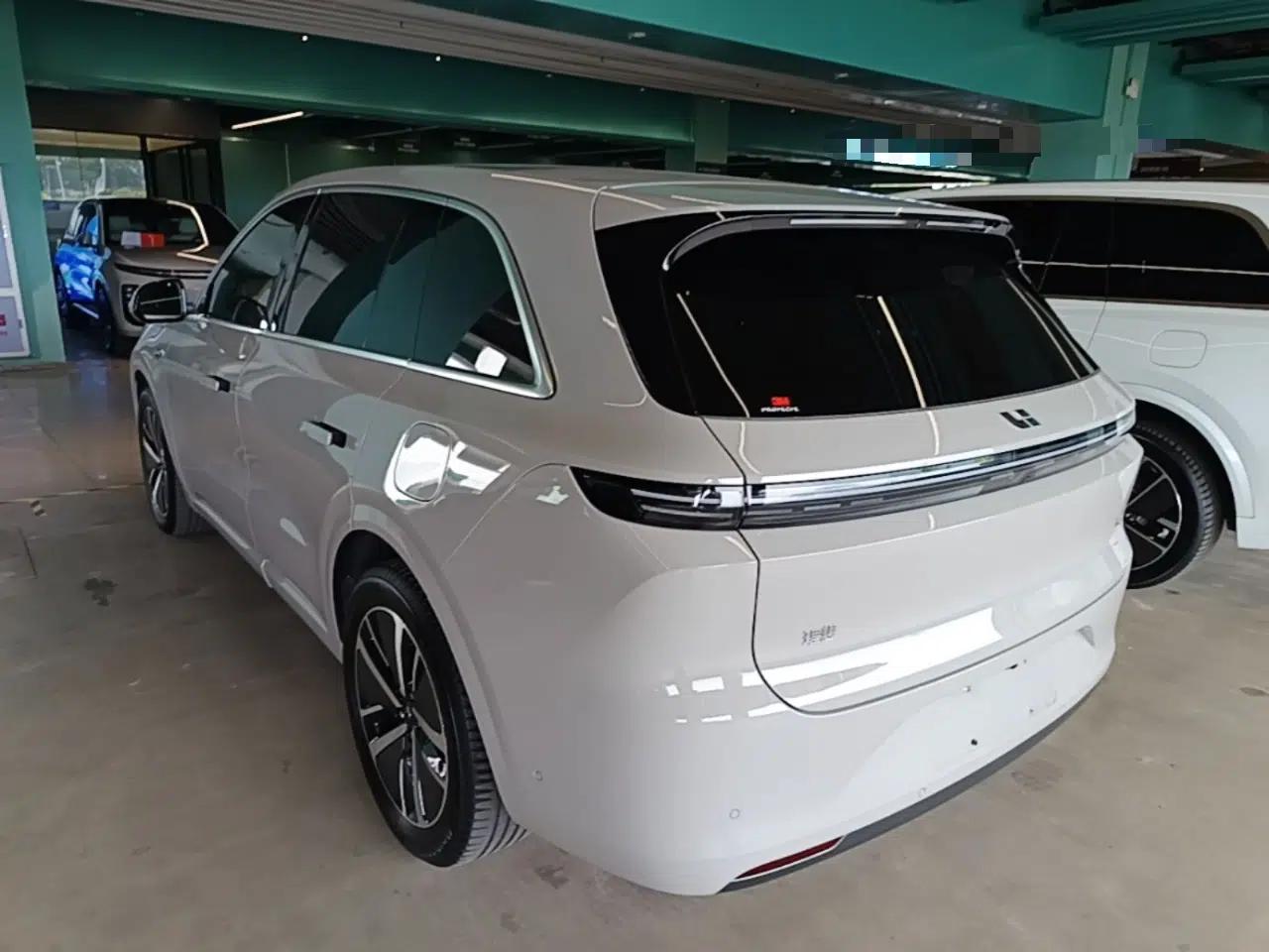 Li Auto L6 2024 Max — миниатюра 4