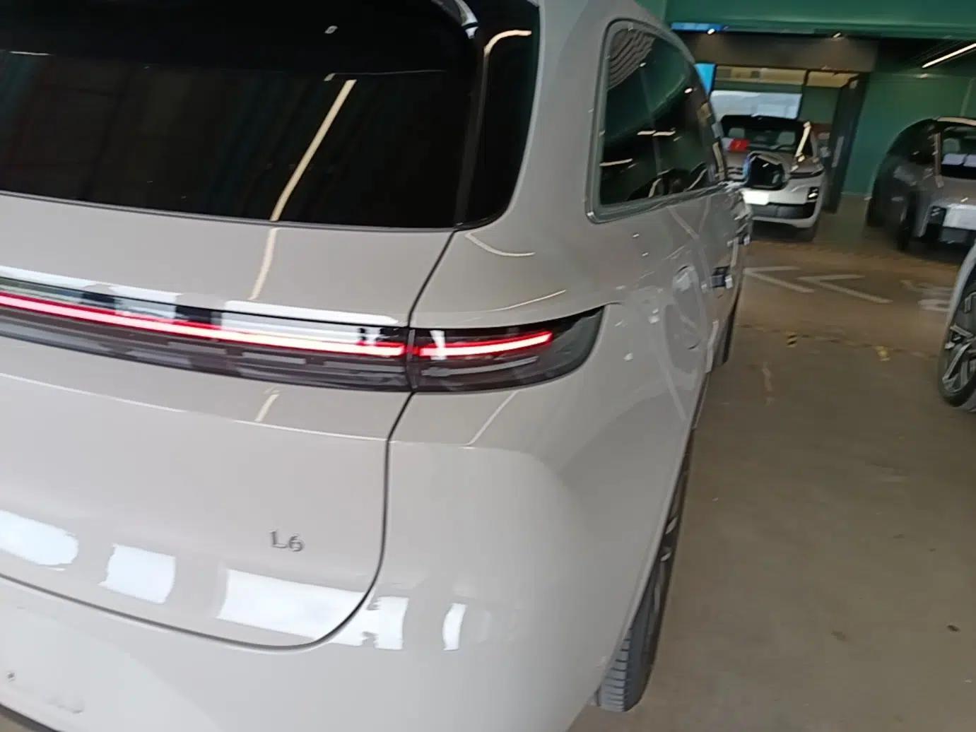 Li Auto L6 2024 Max — миниатюра 7
