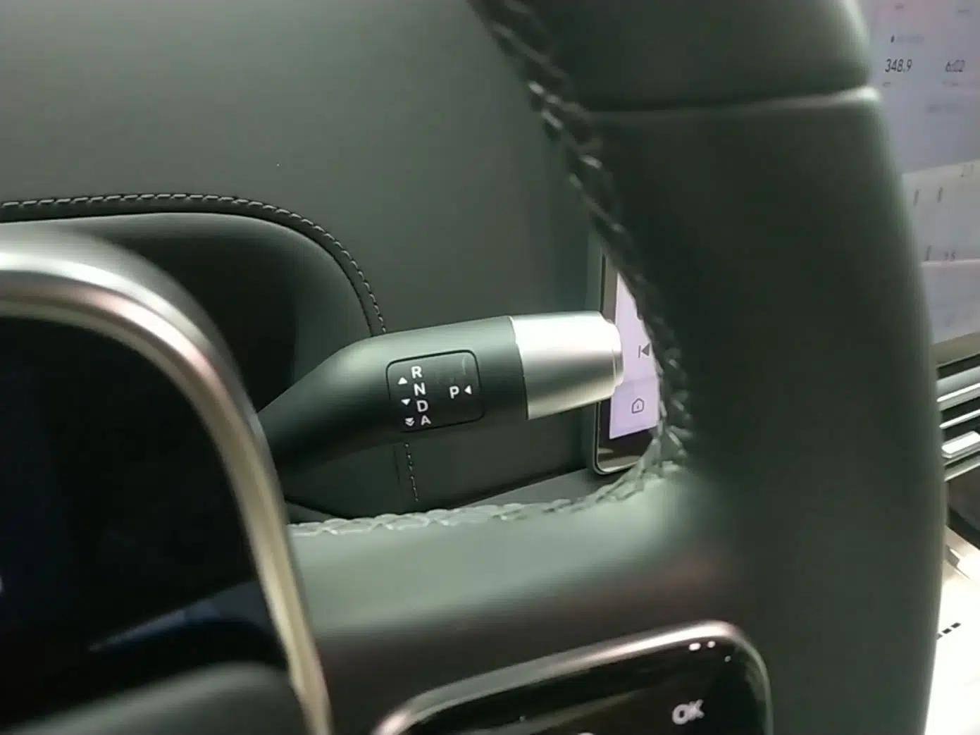 Li Auto L6 2025 Pro Smart Refresh Edition — миниатюра 17