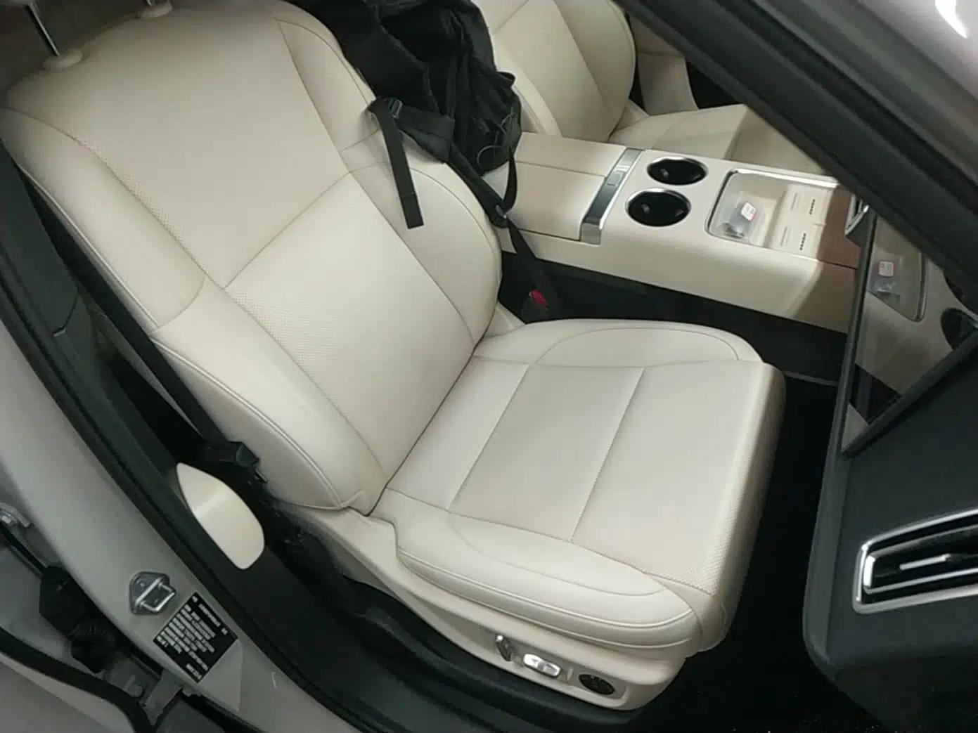 Li Auto L6 2025 Pro Smart Refresh Edition — миниатюра 23