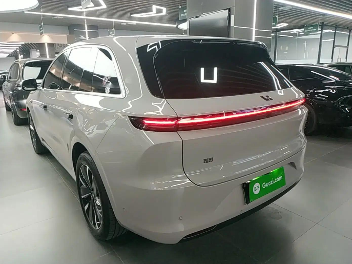 Li Auto L6 2025 Pro Smart Refresh Edition — миниатюра 4