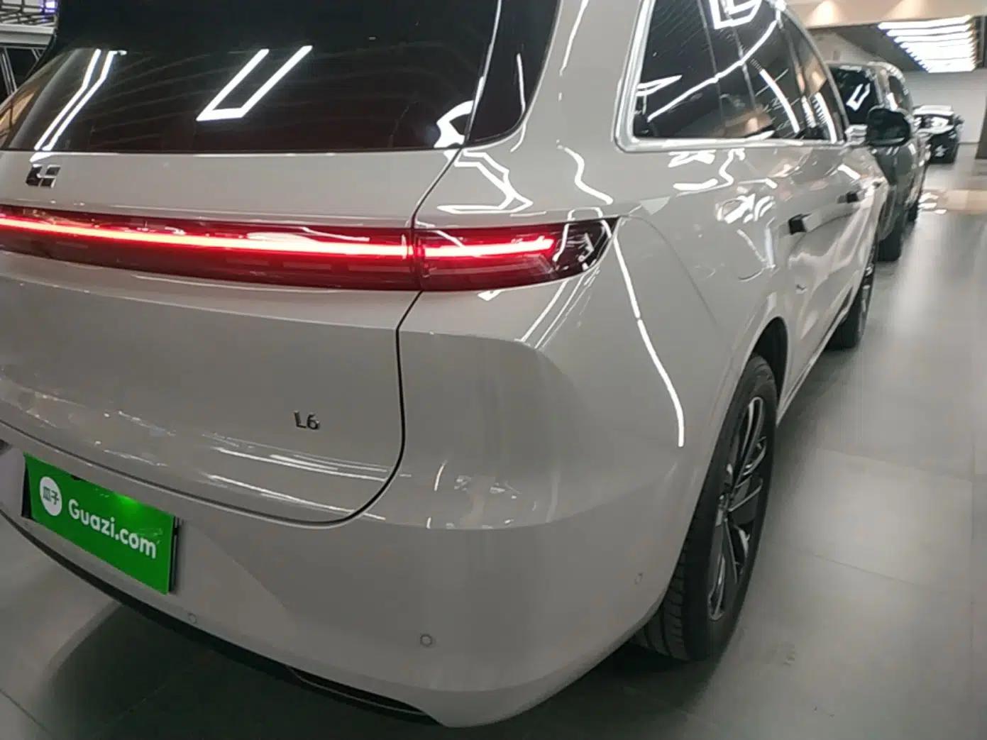 Li Auto L6 2025 Pro Smart Refresh Edition — миниатюра 7