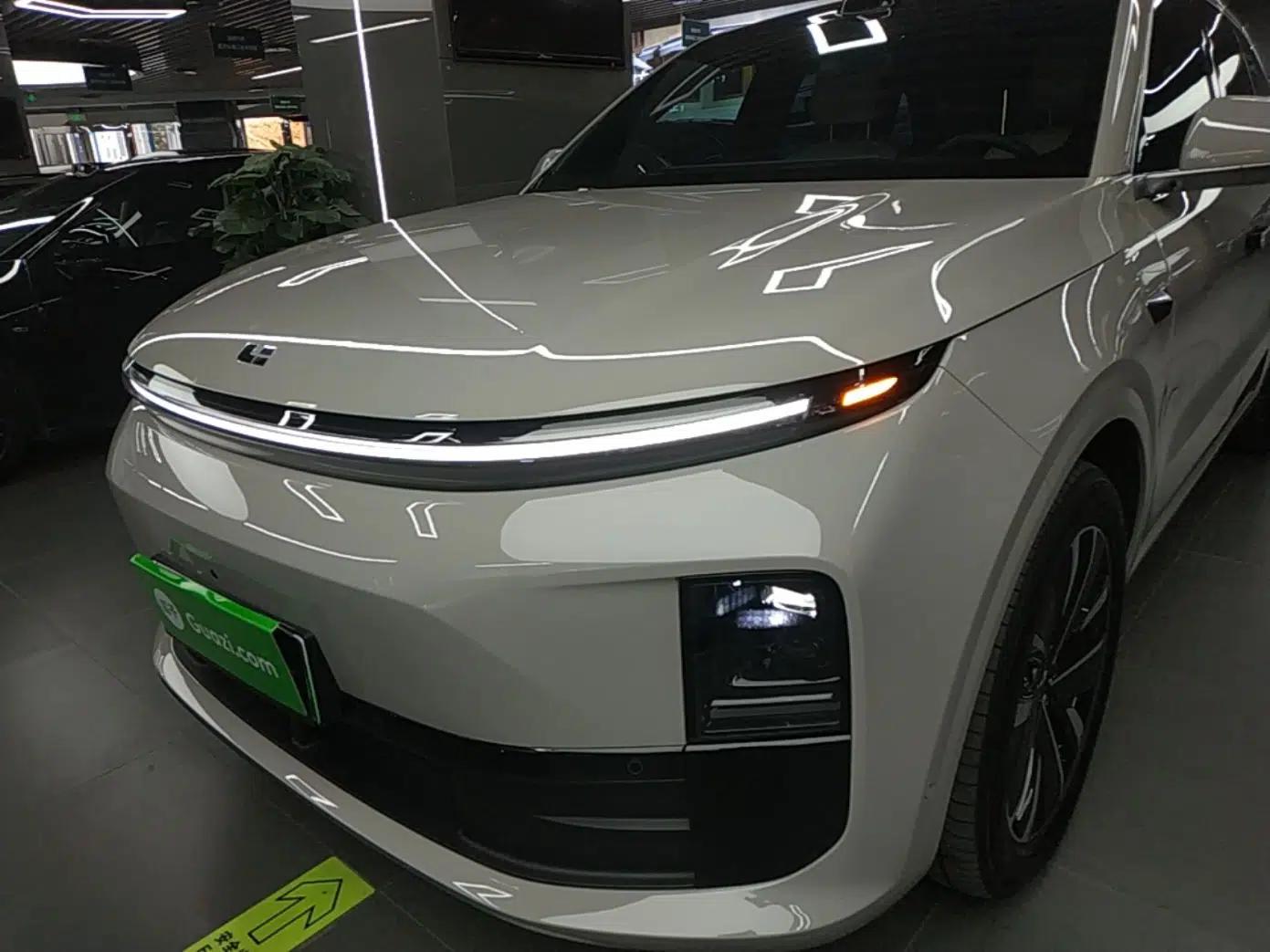 Li Auto L6 2025 Pro Smart Refresh Edition — миниатюра 9