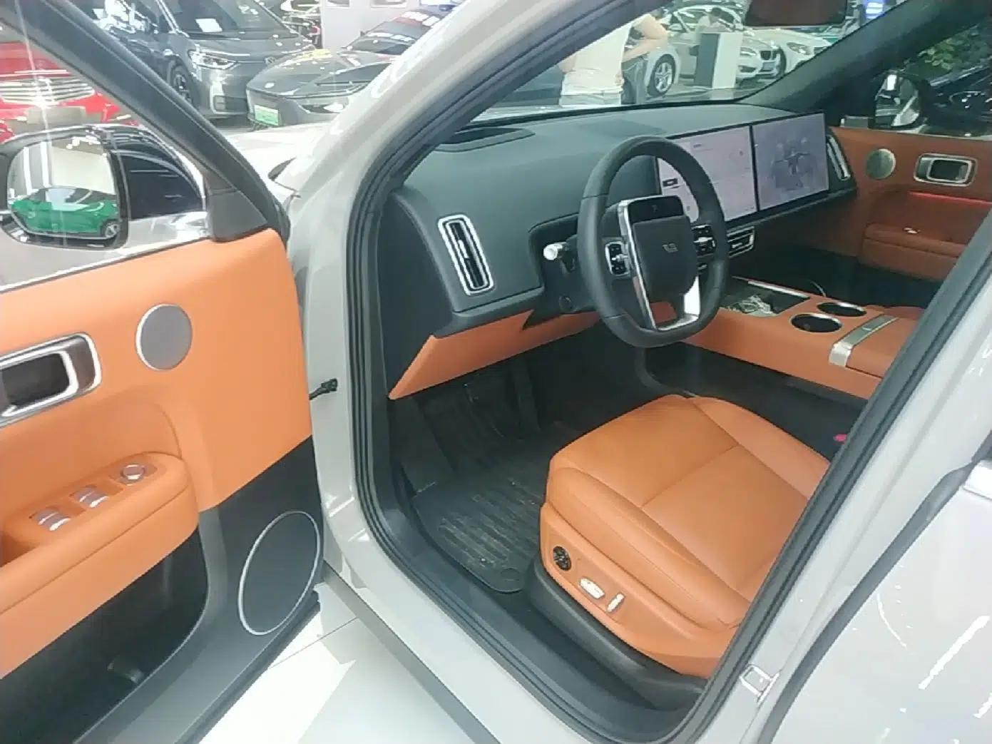 Li Auto L6 2025 Pro Smart Refresh Edition — миниатюра 19
