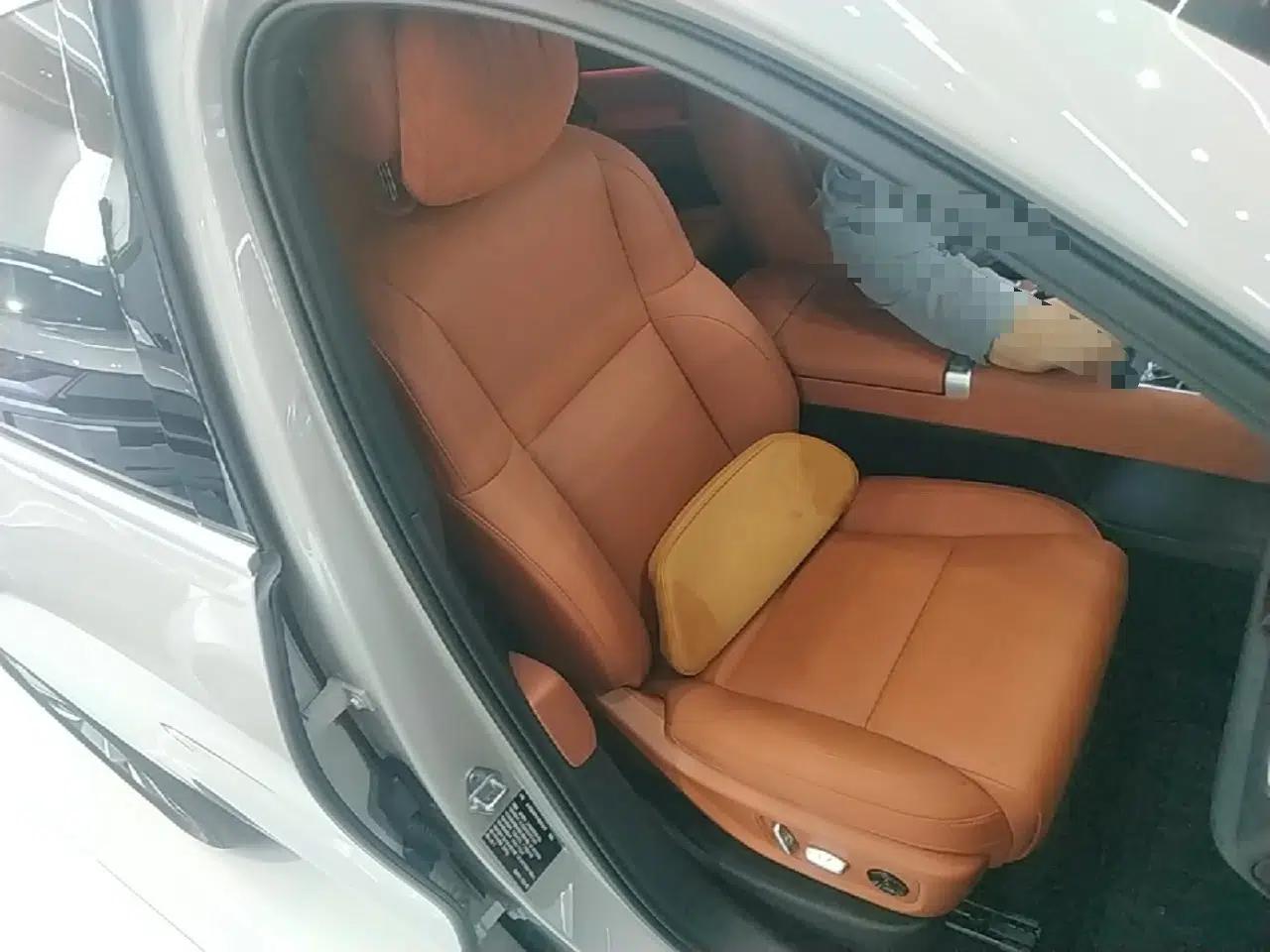 Li Auto L6 2025 Pro Smart Refresh Edition — миниатюра 23