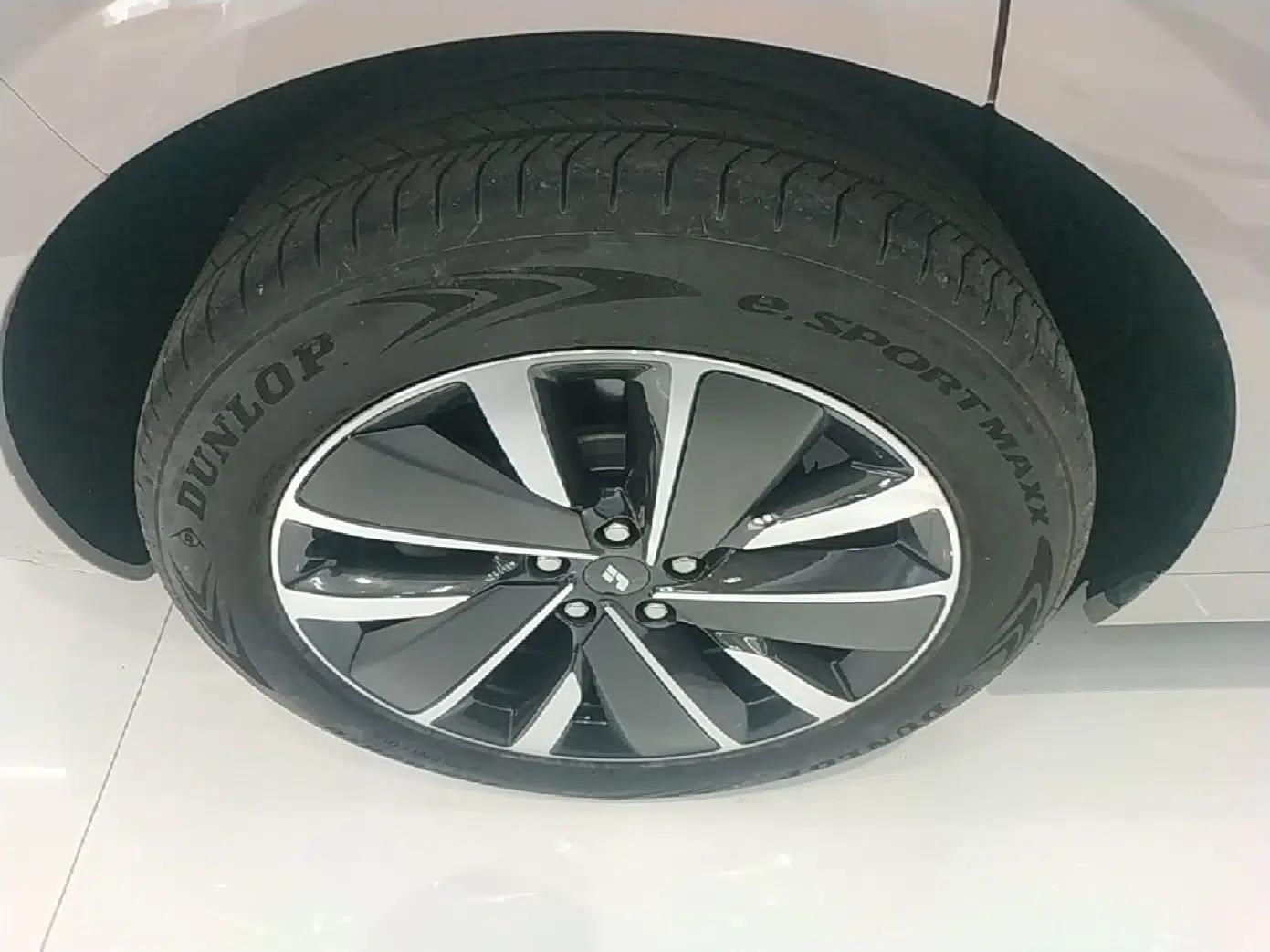 Li Auto L6 2025 Pro Smart Refresh Edition — миниатюра 10