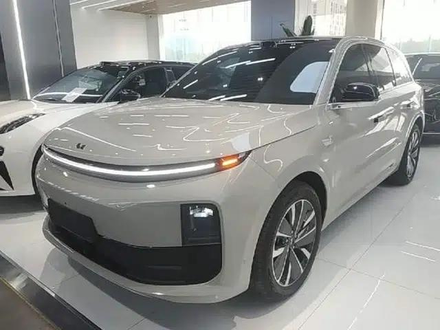 Li Auto L6 2025 Pro Smart Refresh Edition