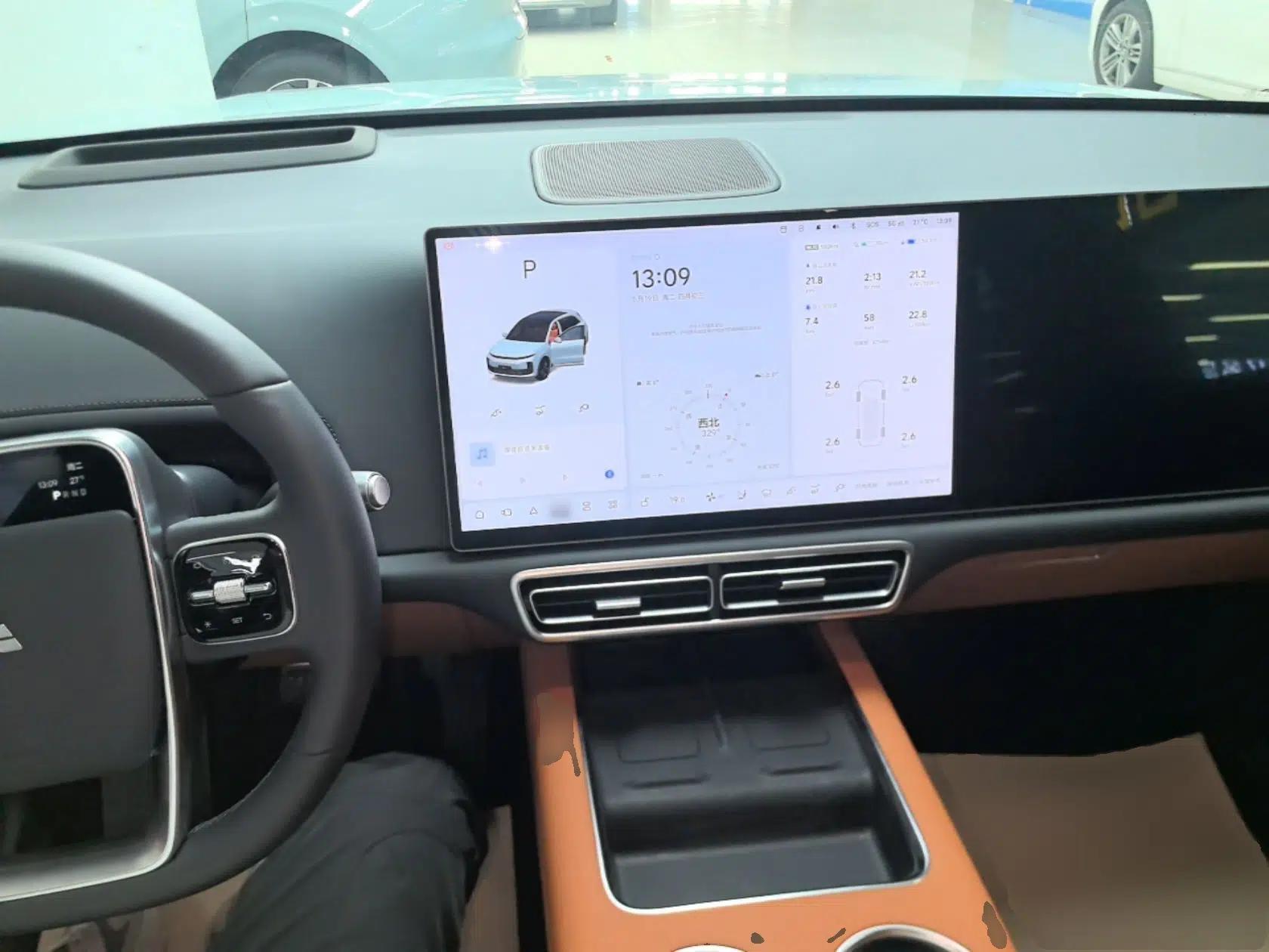 Li Auto L6 2025 Max Smart Refresh Edition — миниатюра 13