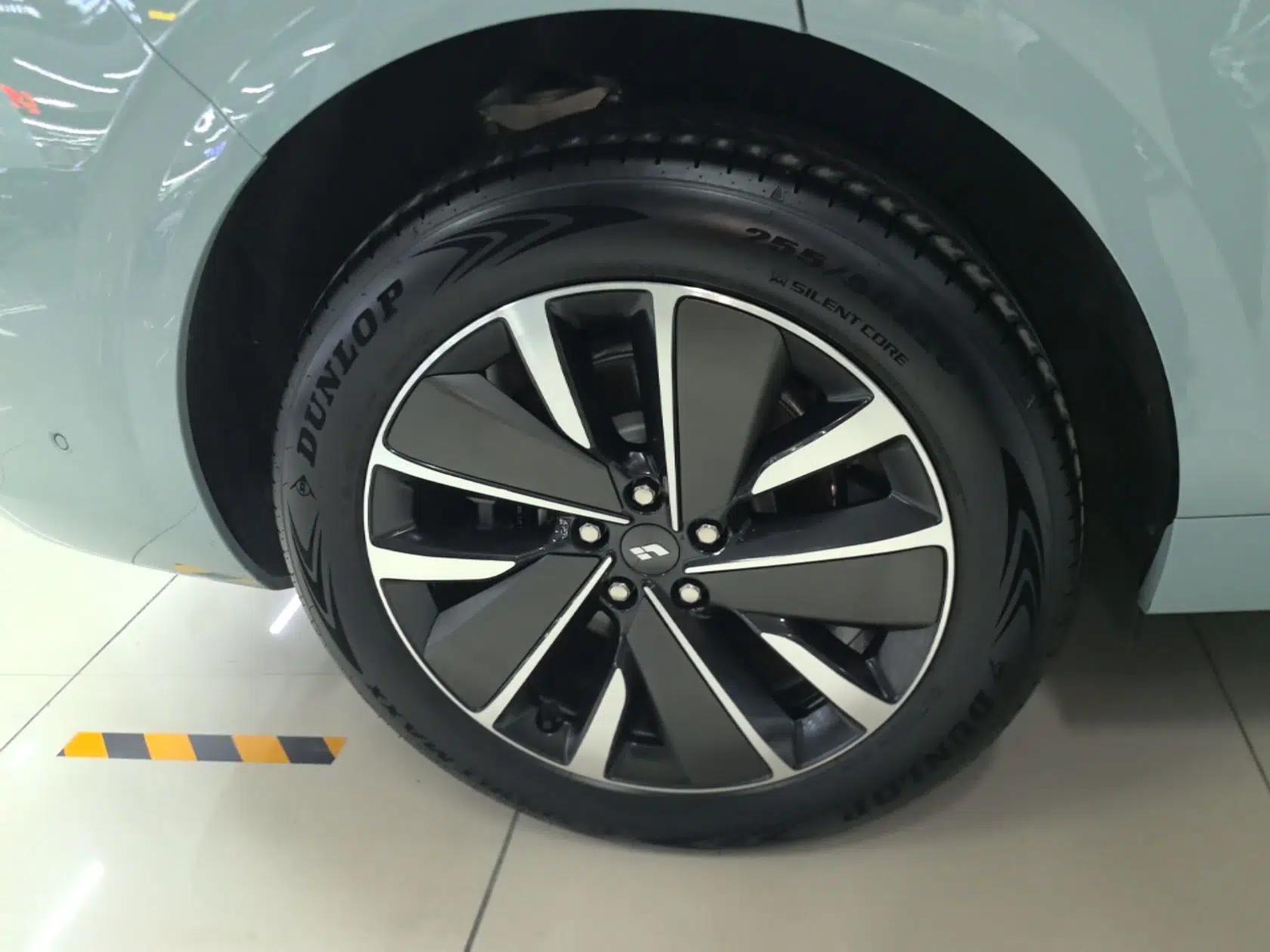 Li Auto L6 2025 Max Smart Refresh Edition — миниатюра 10
