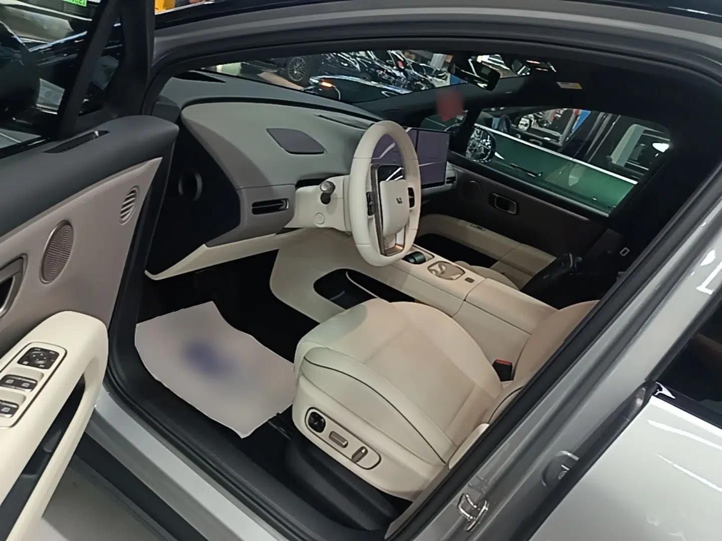 Li Auto i6 2025 Model Two-Wheel-Drive Standard Type — миниатюра 19