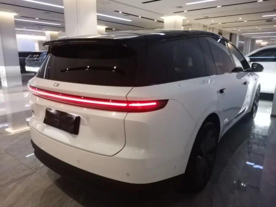 Li Auto i8 2025 Model Standard Version — миниатюра 6