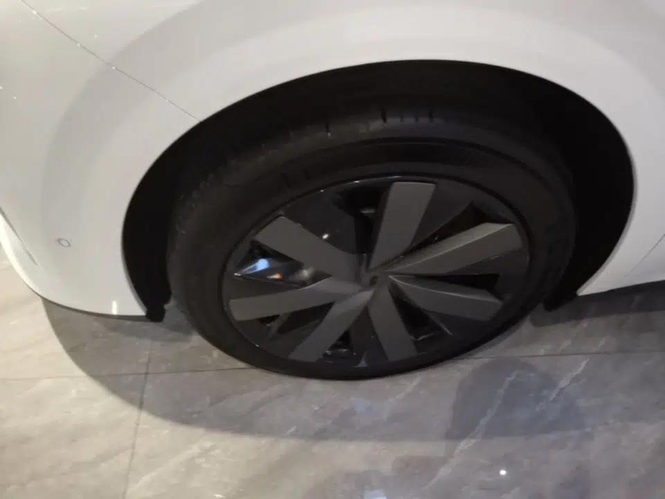 Li Auto i8 2025 Model Standard Version — миниатюра 8