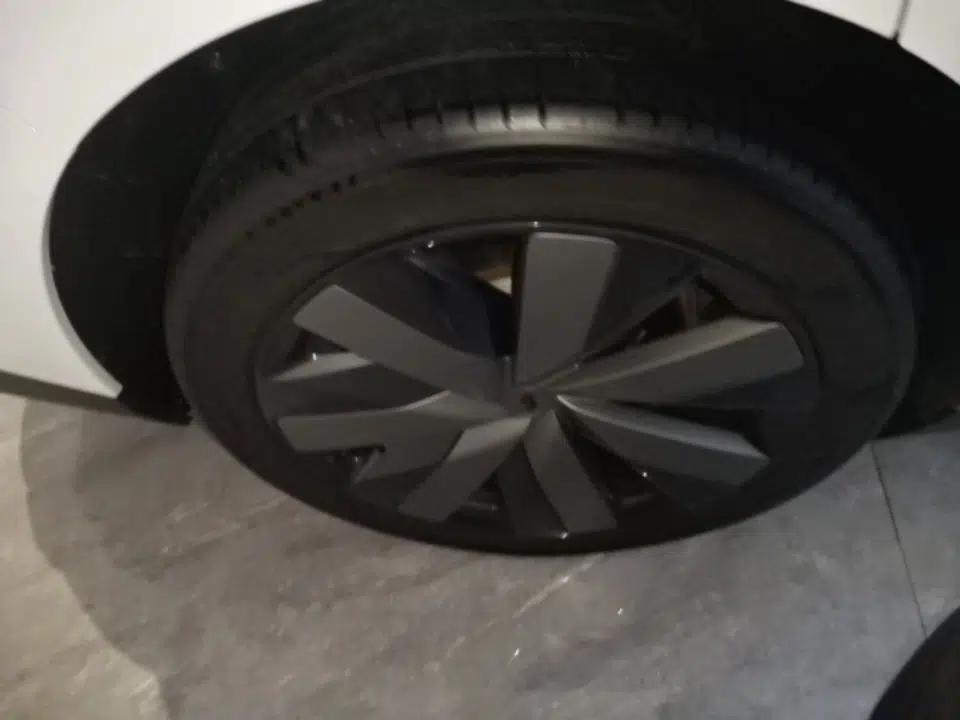 Li Auto i8 2025 Model Standard Version — миниатюра 10