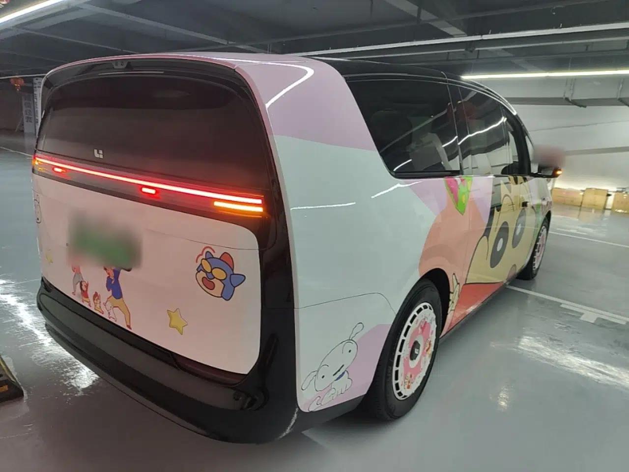 Li Auto MEGA 2024 Ultra Model — миниатюра 6