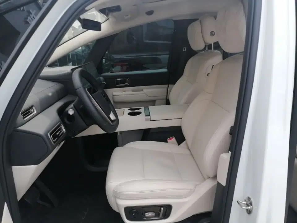 Li Auto MEGA 2025 Home Family Special Edition — миниатюра 18