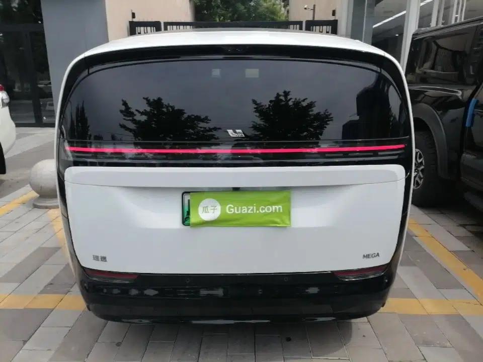 Li Auto MEGA 2025 Home Family Special Edition — миниатюра 5