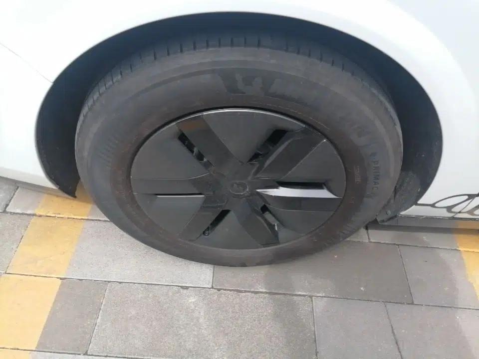 Li Auto MEGA 2025 Home Family Special Edition — миниатюра 10