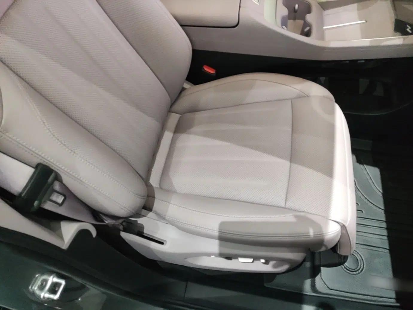 ONVO L60 2025 Model—60 kWh Rear-Wheel-Drive Version — миниатюра 23