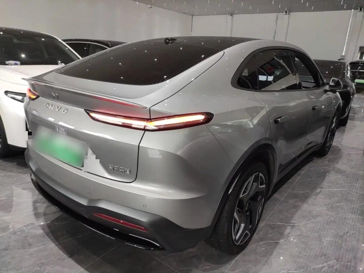 ONVO L60 2025 Model—60 kWh Rear-Wheel-Drive Version — миниатюра 6