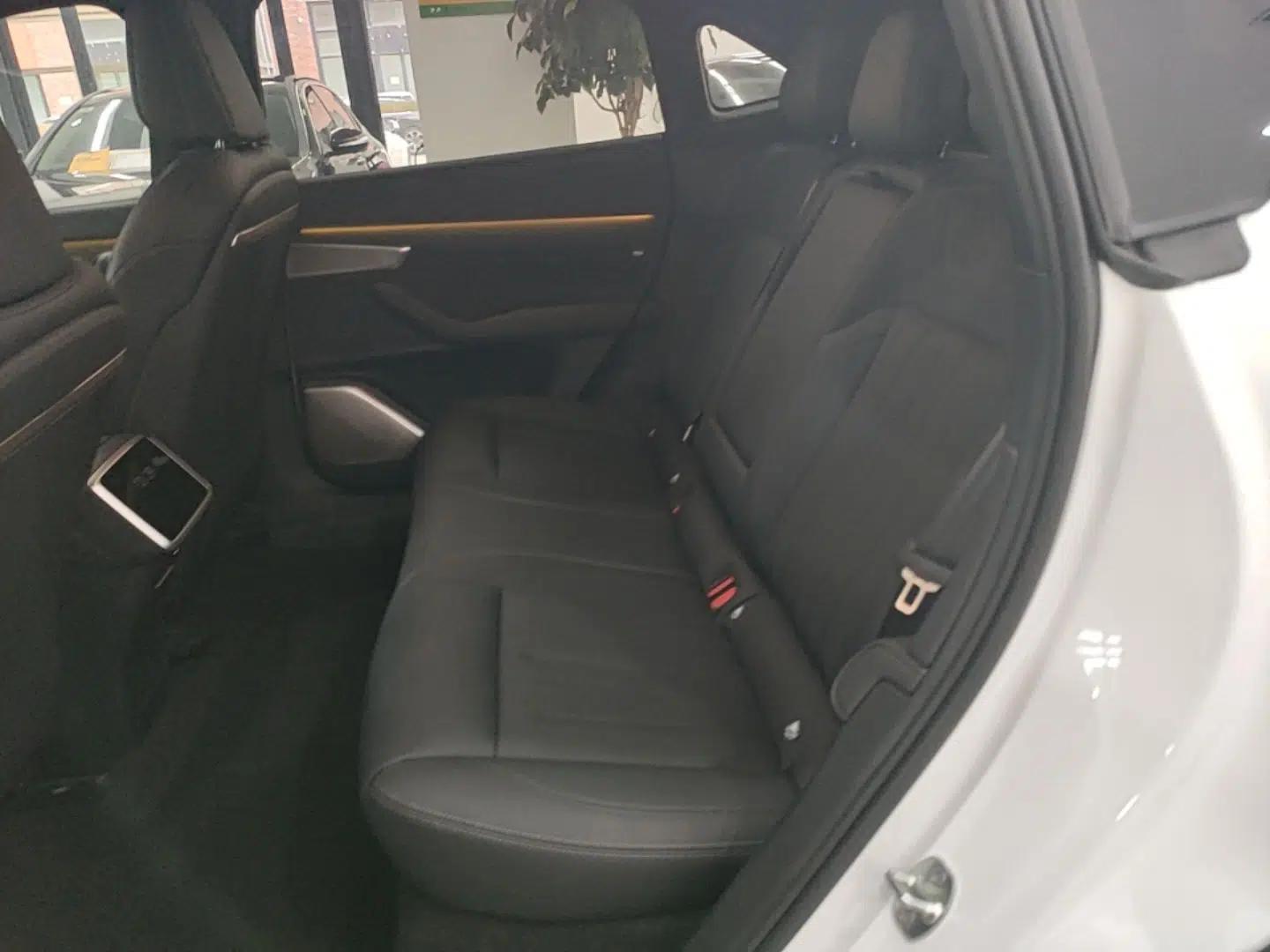 ONVO L60 2024 60 kWh Rear-Drive Version — миниатюра 20