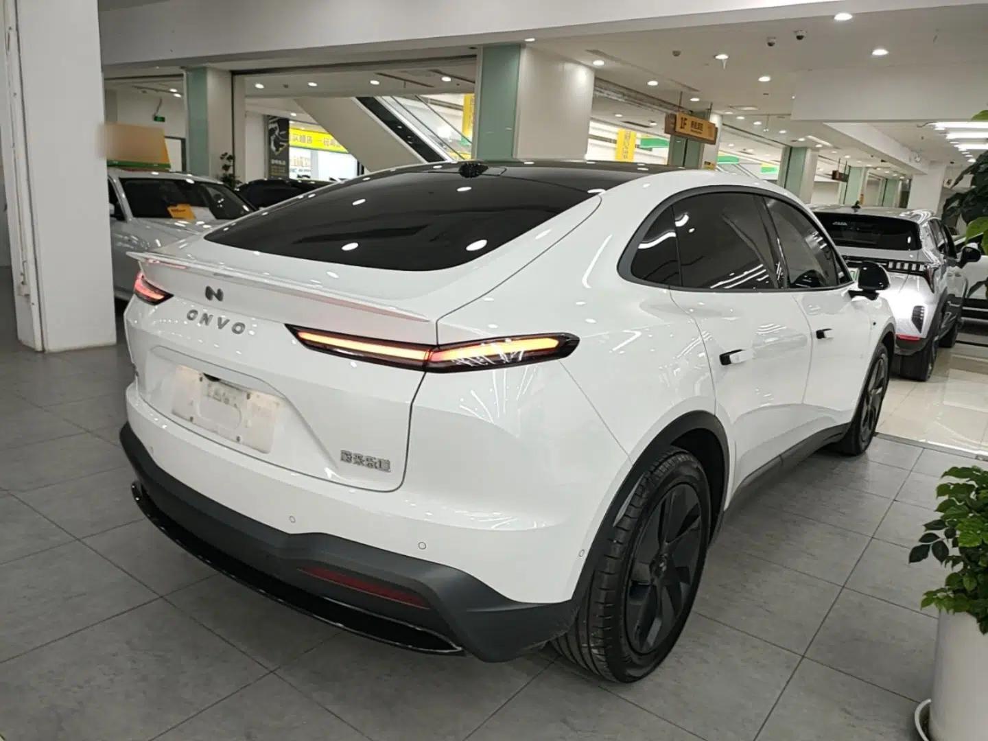 ONVO L60 2024 60 kWh Rear-Drive Version — миниатюра 6