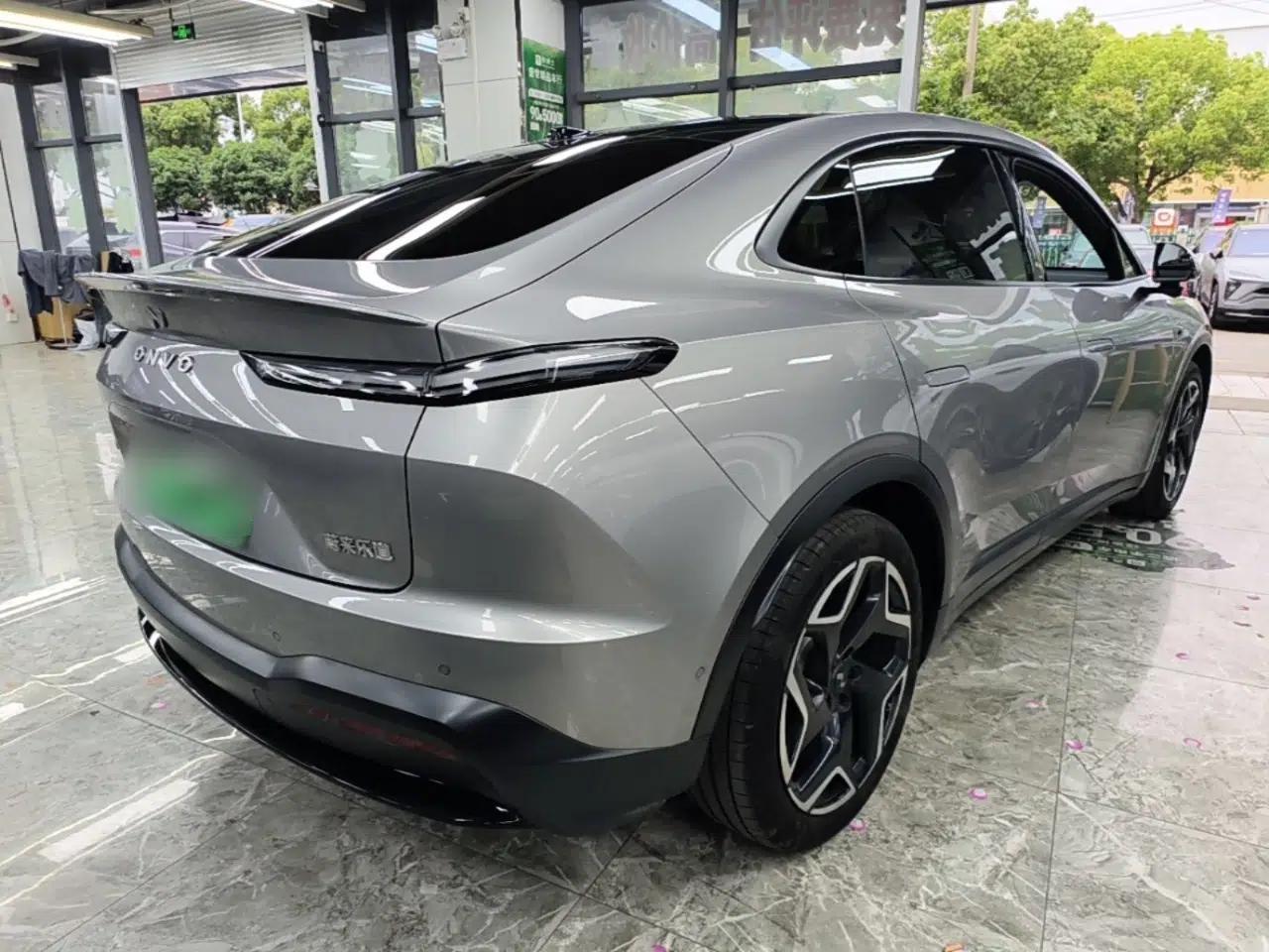 ONVO L60 2024 60 kWh Rear-Drive Version — миниатюра 6