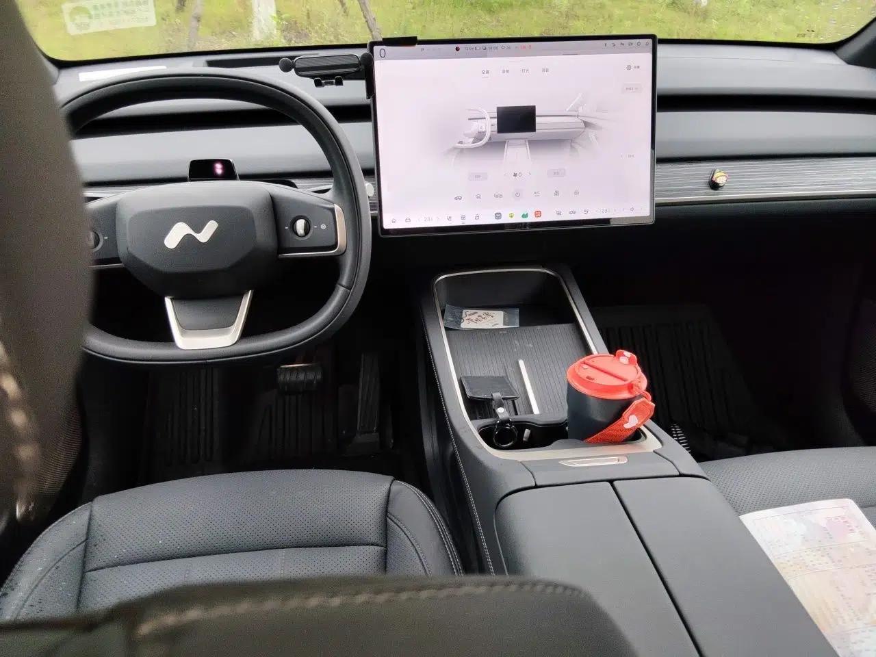 ONVO L60 2025 Model—85 kWh Rear-Wheel-Drive Version — миниатюра 6