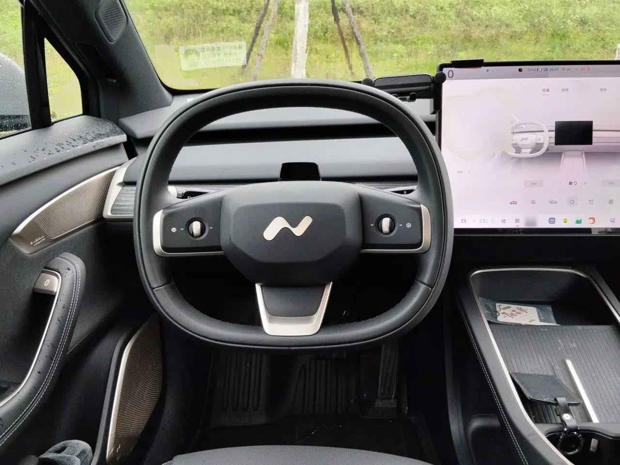 ONVO L60 2025 Model—85 kWh Rear-Wheel-Drive Version — миниатюра 7