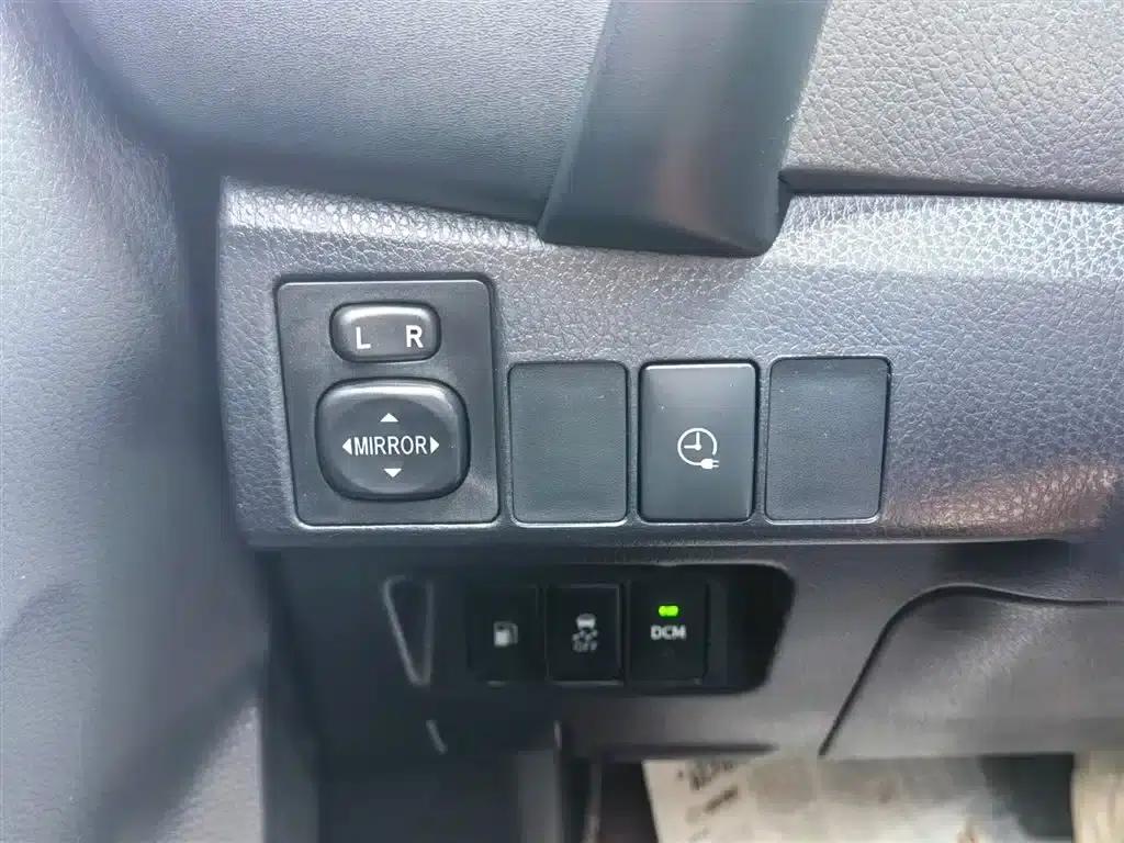 Corolla Hybrid E+ 2019 1.8L E-CVT Leading Edition — миниатюра 20