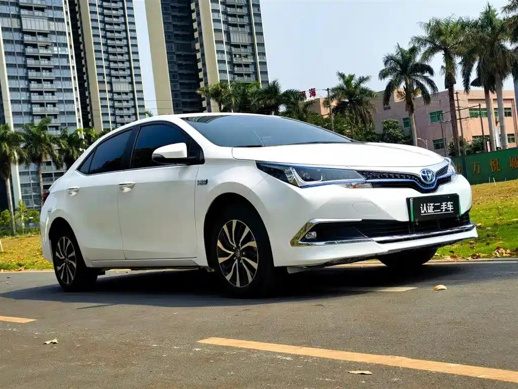Corolla Hybrid E+ 2019 1.8L E-CVT Leading Edition — миниатюра 3