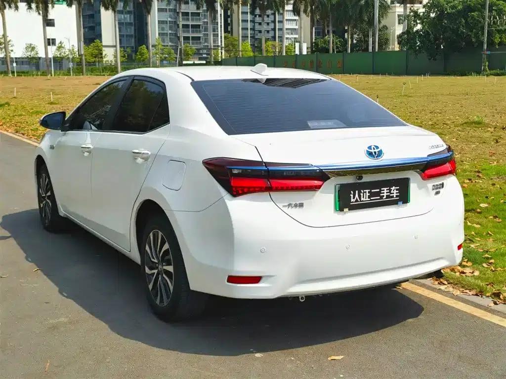 Corolla Hybrid E+ 2019 1.8L E-CVT Leading Edition — миниатюра 5
