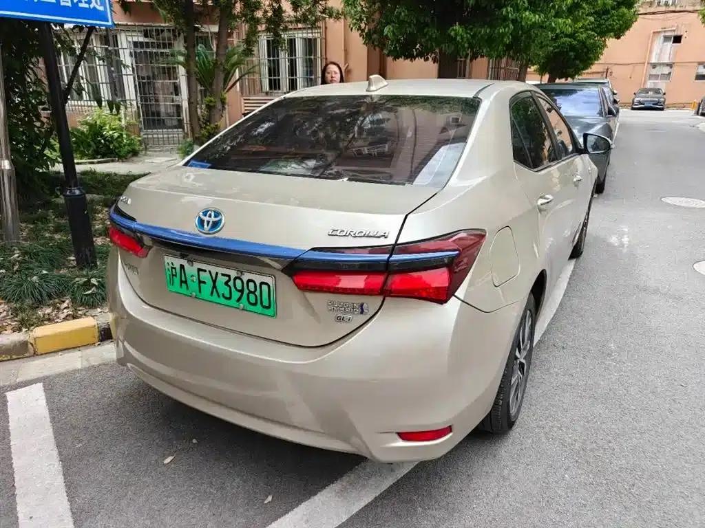 Corolla Hybrid E+ 2019 1.8L E-CVT Leading Edition — миниатюра 8